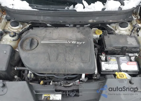 2017 Jeep Cherokee Limited 4X4 z USA, uszkodzony, nr VIN 1C4PJMDS5HW659084